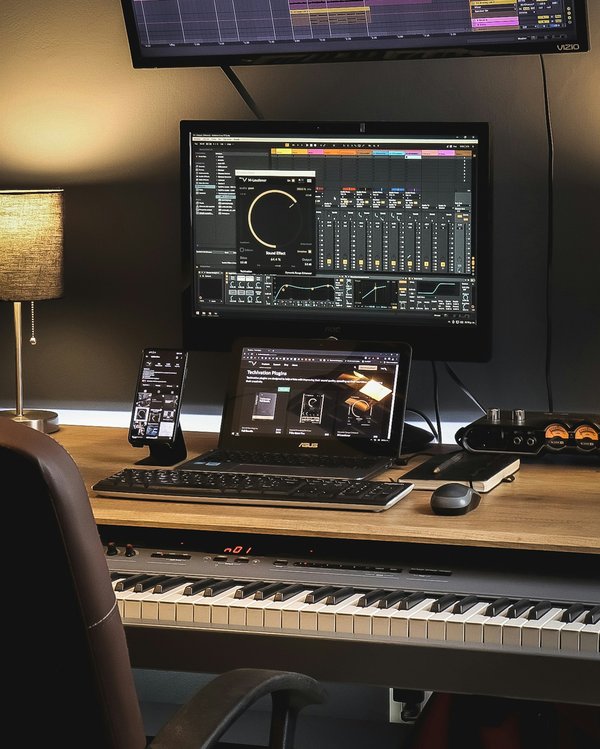Quels sont les meilleurs logiciels de montage audio pour les musiciens en 2024?